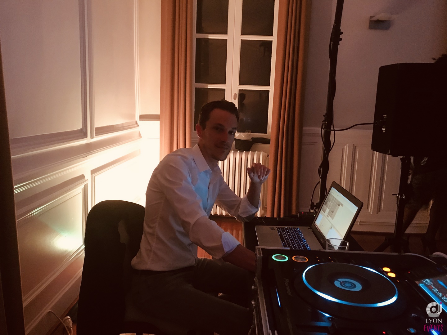 DJ LYON EVENTS - anniversaire au château de Montchat à Lyon